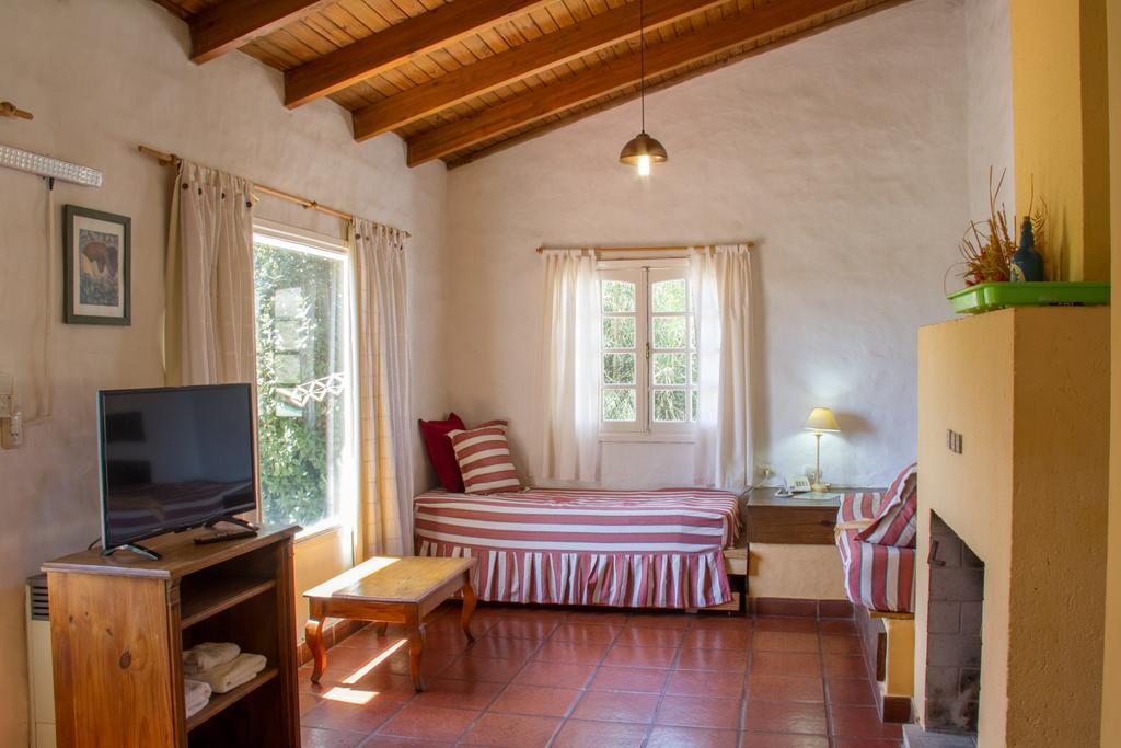 La Loma - Cabanas & Suites Вила Карлос Пас Екстериор снимка